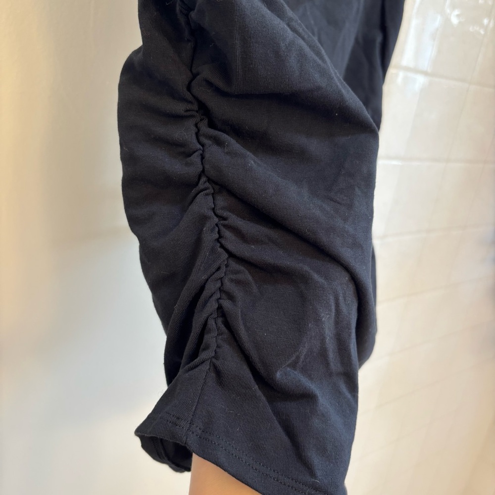 Quince Black Sleeveless Blouse Mock Turtleneck Tank Top Medium NWT Career - Picture 7 of 8